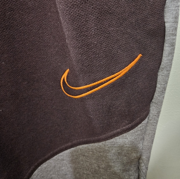 Nike Men's Thermafit Brown Logo Pull On Elastic Waist Athletic Sweatpants Large - Picture 3 of 11